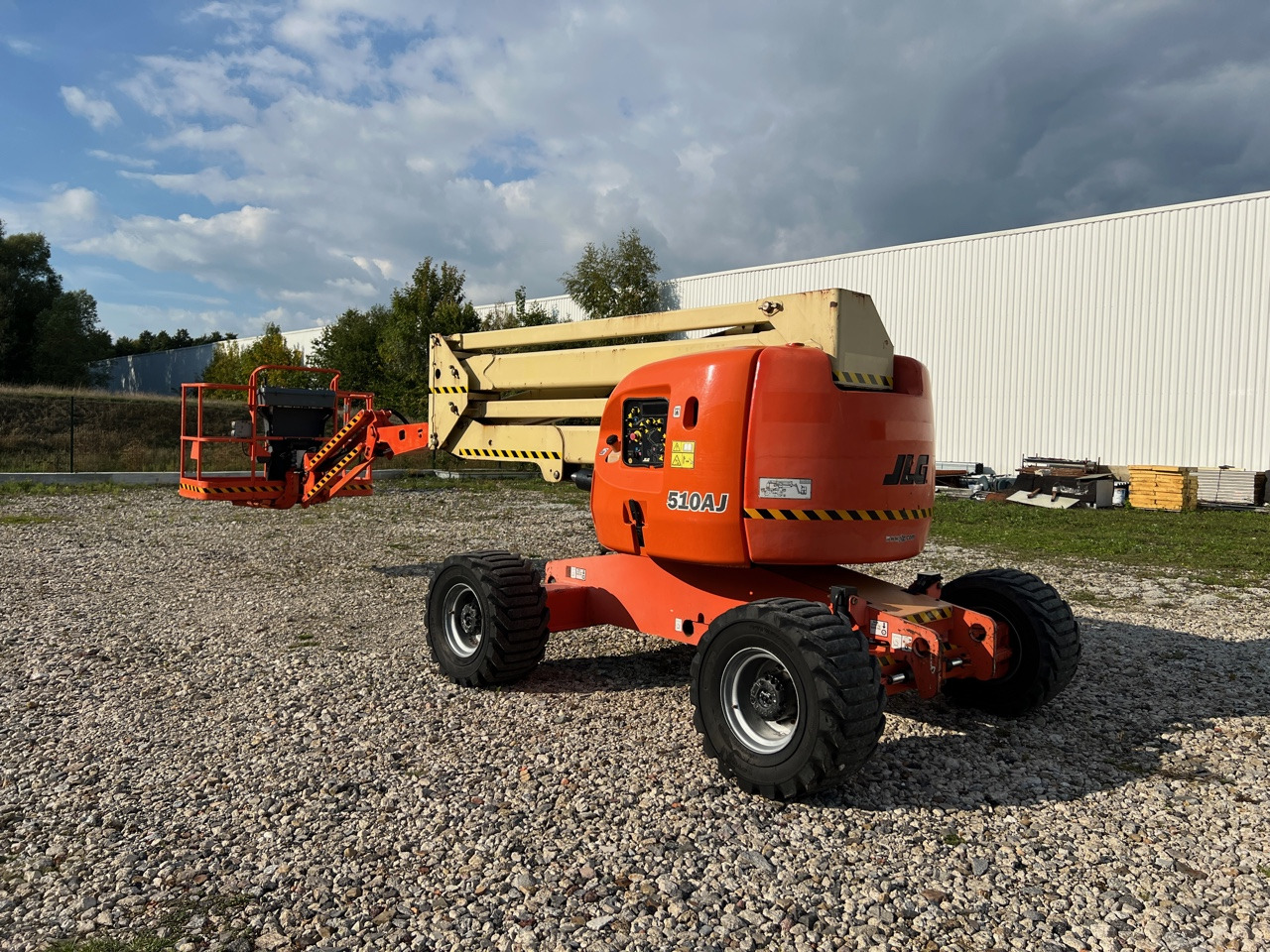 JLG 510AJ - Артикулираща платформа: снимка 1 JLG 510AJ - Артикулираща платформа: снимка 1