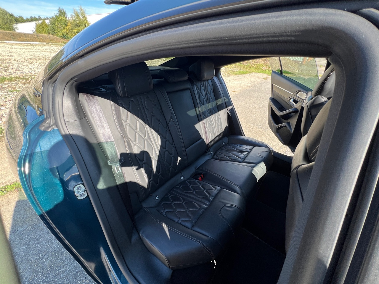 PEUGEOT 508 BlueHDi 180 ch S&S EAT8 GT - Седан: снимка 5 PEUGEOT 508 BlueHDi 180 ch S&S EAT8 GT - Седан: снимка 5