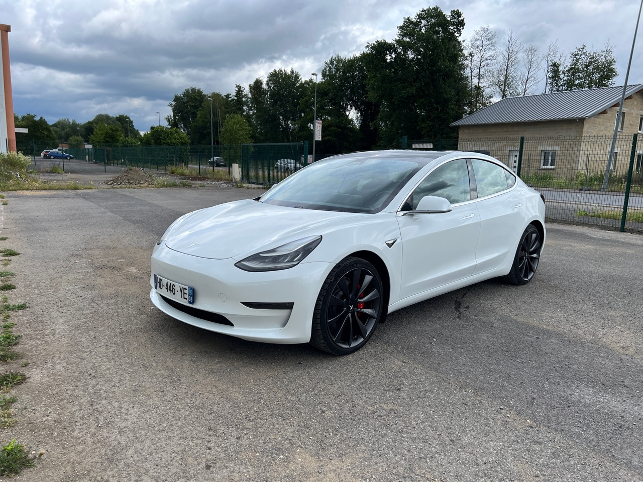 TESLA Model 3 Performance Dual Motor FSD 3 Autopilot - Седан: снимка 1 TESLA Model 3 Performance Dual Motor FSD 3 Autopilot - Седан: снимка 1