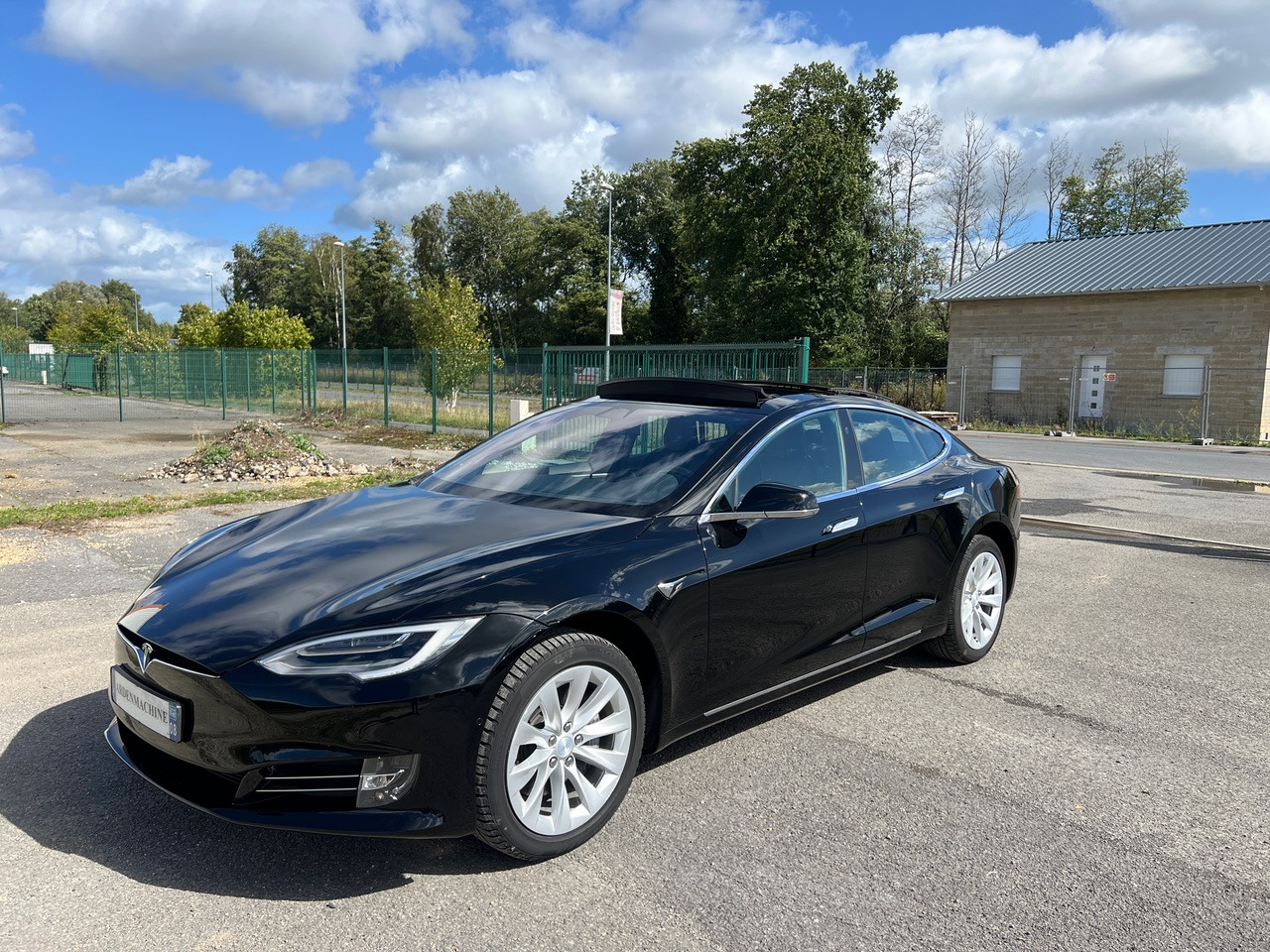 TESLA Model S 75D -Capacité de conduite autonome – Phase 2 – 93% SOH - Седан: снимка 1 TESLA Model S 75D -Capacité de conduite autonome – Phase 2 – 93% SOH - Седан: снимка 1