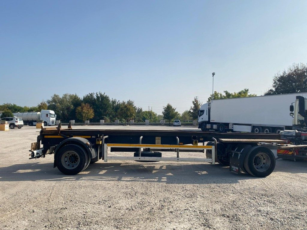 CARDI RIMORCHIO CARDI SCARRABILE PNEUMATICO - Мултилифт/ Лифтдъмпер ремарке: снимка 4 CARDI RIMORCHIO CARDI SCARRABILE PNEUMATICO - Мултилифт/ Лифтдъмпер ремарке: снимка 4