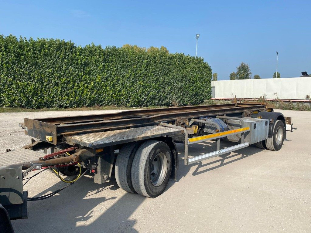 CARDI RIMORCHIO CARDI SCARRABILE PNEUMATICO - Мултилифт/ Лифтдъмпер ремарке: снимка 3 CARDI RIMORCHIO CARDI SCARRABILE PNEUMATICO - Мултилифт/ Лифтдъмпер ремарке: снимка 3