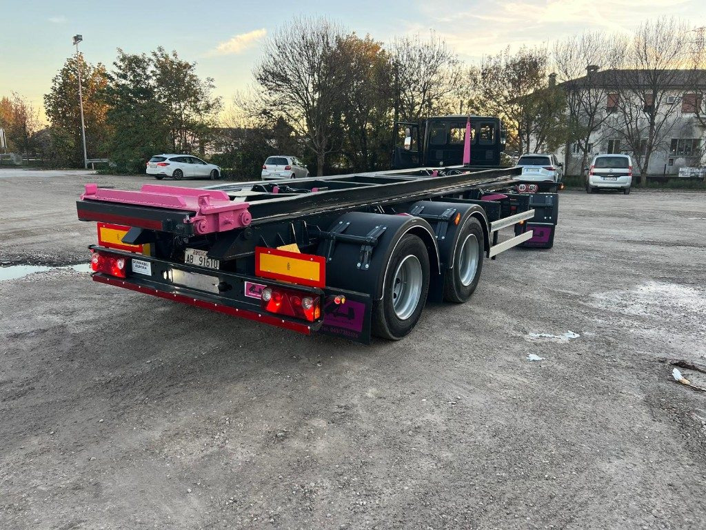 CARDI RIMORCHIO CARDI SCARRABILE RIBALTABILE - Мултилифт/ Лифтдъмпер ремарке: снимка 1 CARDI RIMORCHIO CARDI SCARRABILE RIBALTABILE - Мултилифт/ Лифтдъмпер ремарке: снимка 1