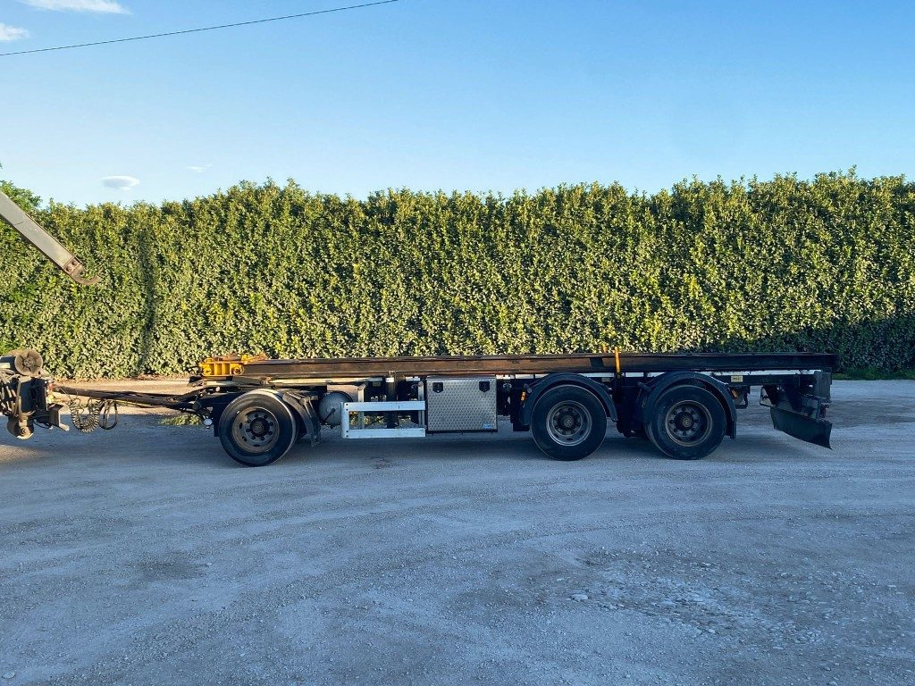 CARDI RIMORCHIO CARDI SCARRABILE RIBALTABILE PNEUMATICO - Мултилифт/ Лифтдъмпер ремарке: снимка 3 CARDI RIMORCHIO CARDI SCARRABILE RIBALTABILE PNEUMATICO - Мултилифт/ Лифтдъмпер ремарке: снимка 3