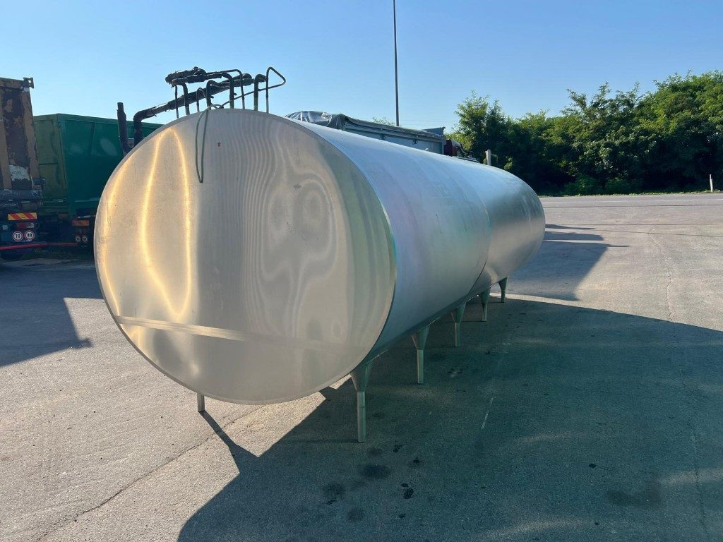 CISTERNA USATA IN ACCIAIO INOX COIBENTATA - Танк контейнер: снимка 2 CISTERNA USATA IN ACCIAIO INOX COIBENTATA - Танк контейнер: снимка 2