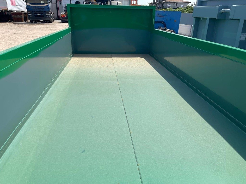 CONTAINER NUOVO SCARRABILE A CIELO APERTO - Мултилифт контейнер: снимка 3 CONTAINER NUOVO SCARRABILE A CIELO APERTO - Мултилифт контейнер: снимка 3