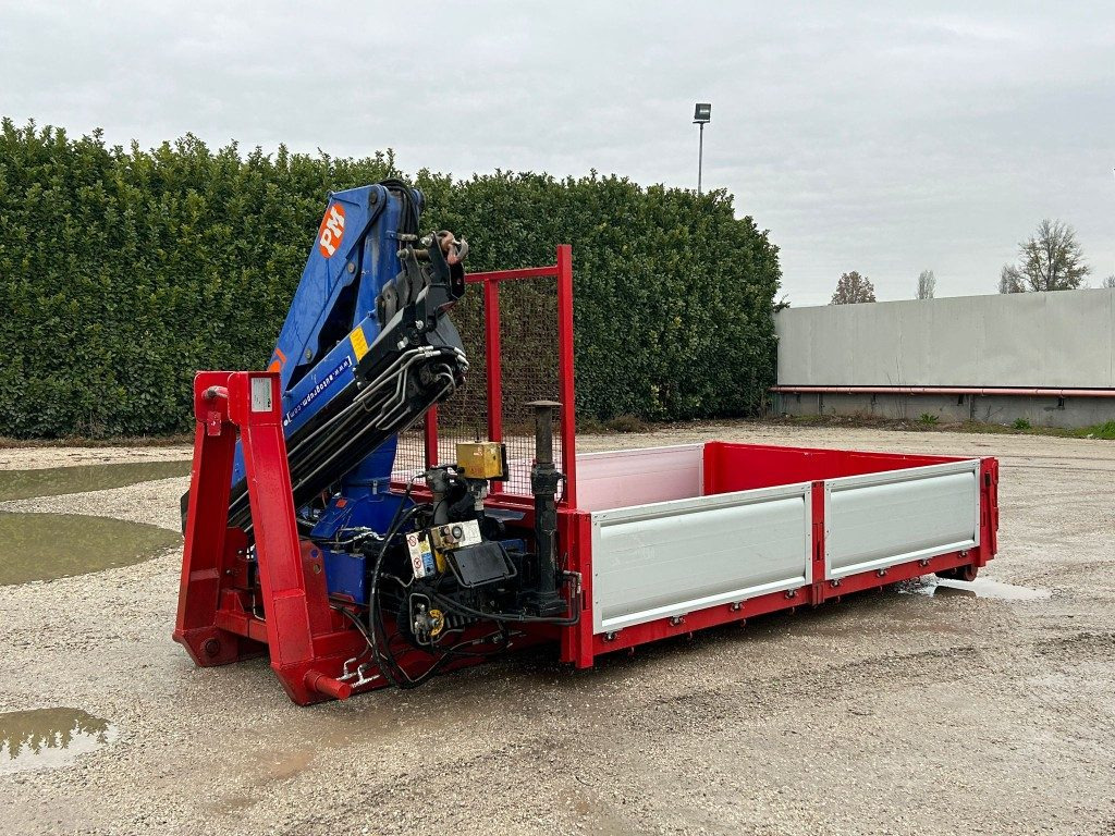 CONTAINER SCARRABILE NUOVO A PIANALE CON GRU - Мултилифт контейнер: снимка 1 CONTAINER SCARRABILE NUOVO A PIANALE CON GRU - Мултилифт контейнер: снимка 1