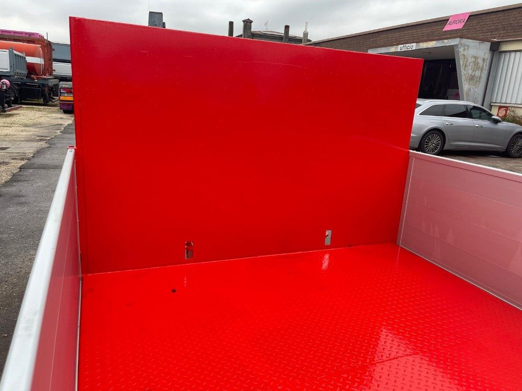 Нови Мултилифт контейнер CONTAINER SCARRABILE NUOVO A PIANALE CON SPONDE: снимка 6 Нови Мултилифт контейнер CONTAINER SCARRABILE NUOVO A PIANALE CON SPONDE: снимка 6