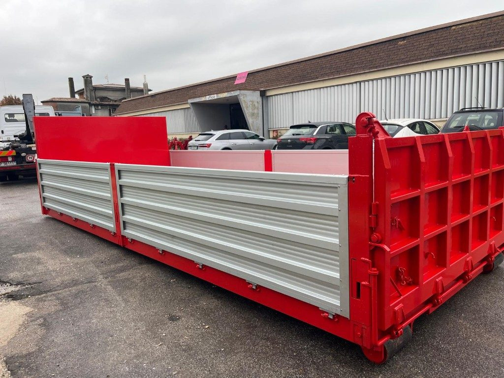 CONTAINER SCARRABILE NUOVO A PIANALE CON SPONDE - Мултилифт контейнер: снимка 2 CONTAINER SCARRABILE NUOVO A PIANALE CON SPONDE - Мултилифт контейнер: снимка 2