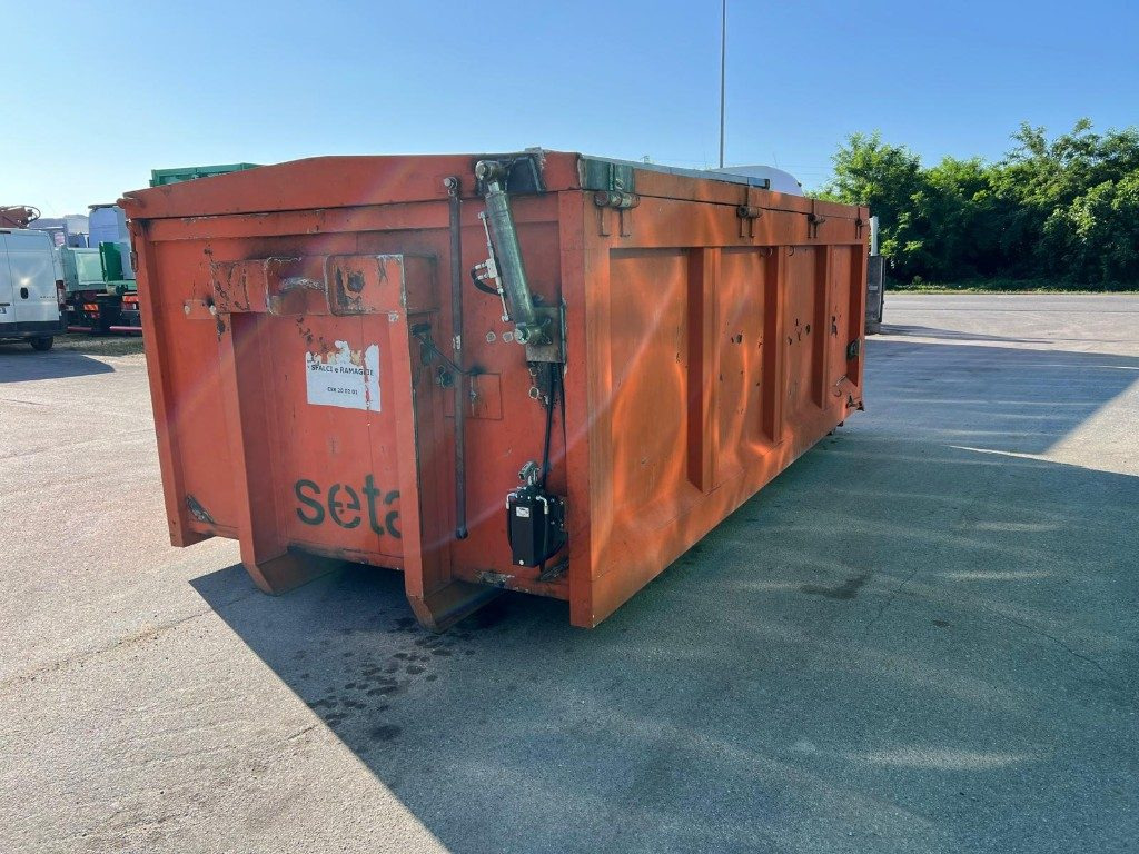 CONTAINER SCARRABILE USATO CON COPERCHIO - Мултилифт контейнер: снимка 2 CONTAINER SCARRABILE USATO CON COPERCHIO - Мултилифт контейнер: снимка 2