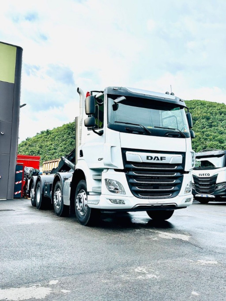 DAF CF85 NUOVO SCARRABILE - Мултилифт с кука камион: снимка 1 DAF CF85 NUOVO SCARRABILE - Мултилифт с кука камион: снимка 1