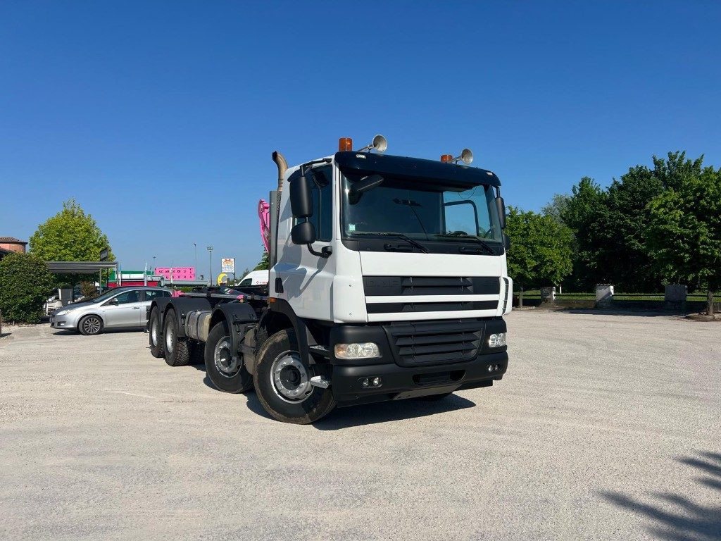 DAF CF85 SCARRABILE - Мултилифт с кука камион: снимка 2 DAF CF85 SCARRABILE - Мултилифт с кука камион: снимка 2
