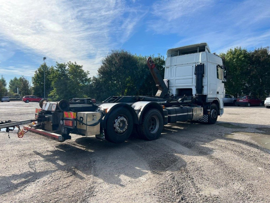 Мултилифт с кука камион DAF XF530 SCARRABILE: снимка 6 Мултилифт с кука камион DAF XF530 SCARRABILE: снимка 6