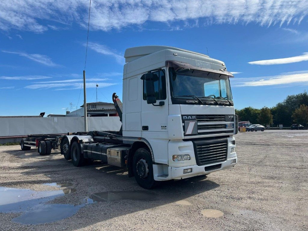 Мултилифт с кука камион DAF XF530 SCARRABILE: снимка 7 Мултилифт с кука камион DAF XF530 SCARRABILE: снимка 7