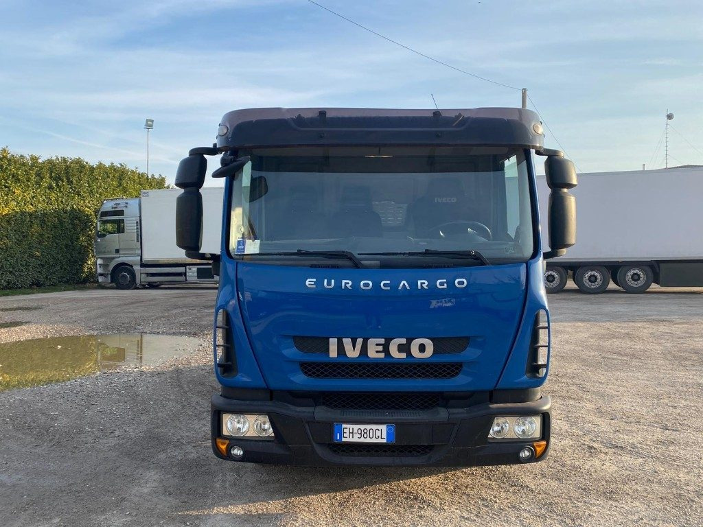 IVECO EUROCARGO 75E18 SCARRABILE - Мултилифт с кука камион: снимка 2 IVECO EUROCARGO 75E18 SCARRABILE - Мултилифт с кука камион: снимка 2