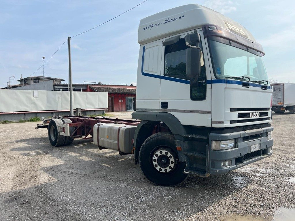 IVECO EUROTECH 190E38 A TELAIO - Шаси кабина: снимка 2 IVECO EUROTECH 190E38 A TELAIO - Шаси кабина: снимка 2