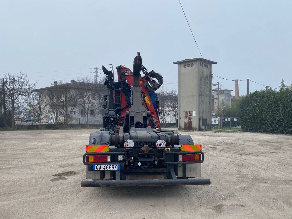 IVECO STRALIS 260.450 SCARRABILE CON GRU - Мултилифт с кука камион: снимка 4 IVECO STRALIS 260.450 SCARRABILE CON GRU - Мултилифт с кука камион: снимка 4