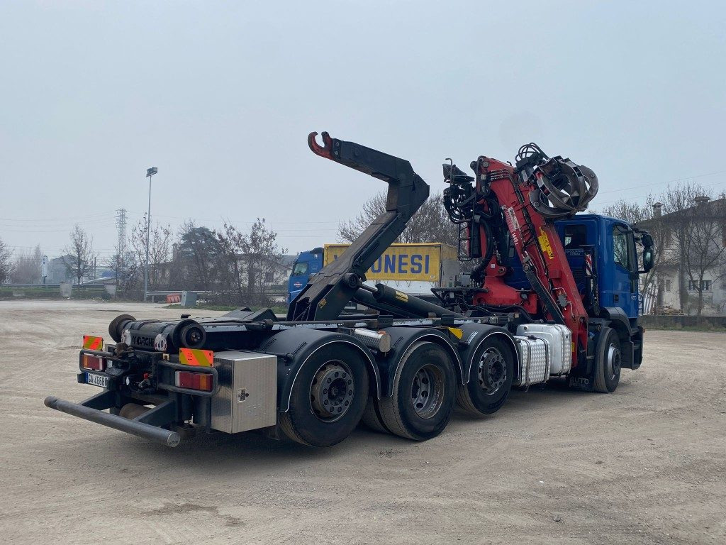 IVECO STRALIS 260.450 SCARRABILE CON GRU - Мултилифт с кука камион: снимка 5 IVECO STRALIS 260.450 SCARRABILE CON GRU - Мултилифт с кука камион: снимка 5