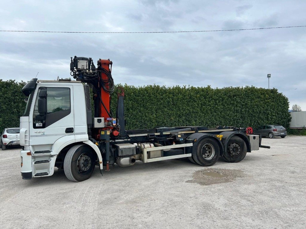 IVECO STRALIS 260E45 SCARRABILE - Мултилифт с кука камион: снимка 2 IVECO STRALIS 260E45 SCARRABILE - Мултилифт с кука камион: снимка 2