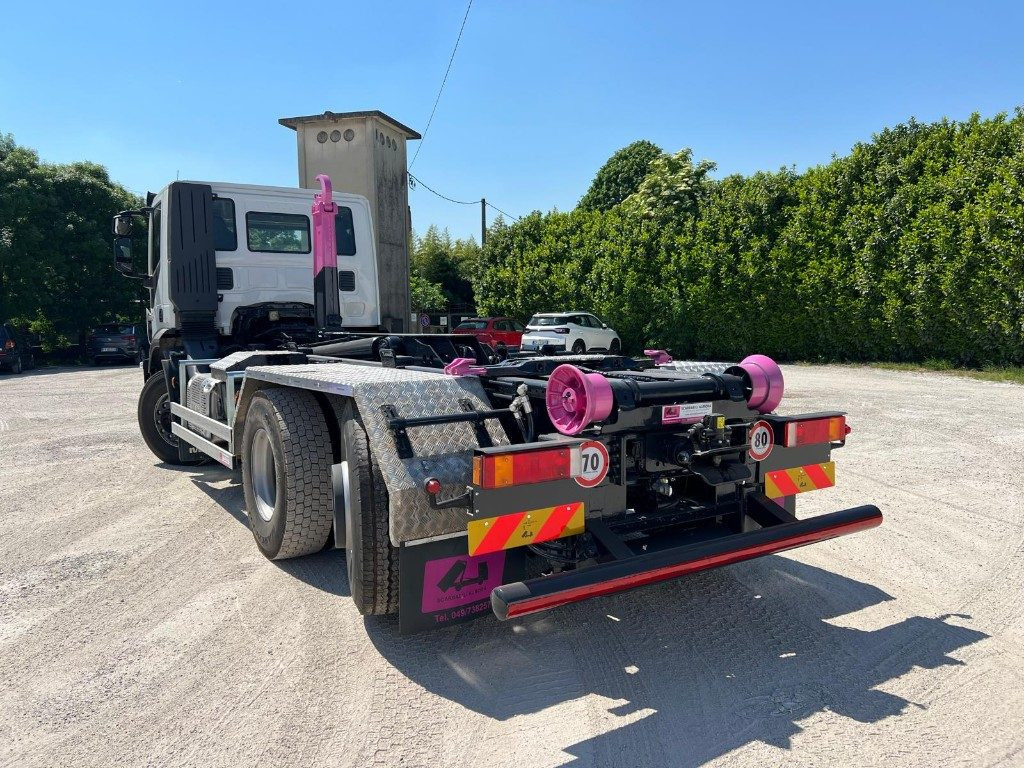 IVECO STRALIS 460 SCARRABILE - Мултилифт с кука камион: снимка 3 IVECO STRALIS 460 SCARRABILE - Мултилифт с кука камион: снимка 3