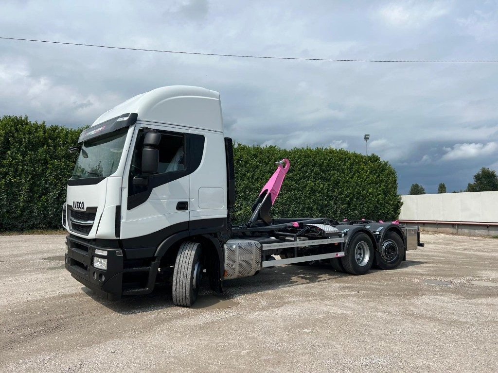 IVECO STRALIS 510 SCARRABILE - Мултилифт с кука камион: снимка 2 IVECO STRALIS 510 SCARRABILE - Мултилифт с кука камион: снимка 2