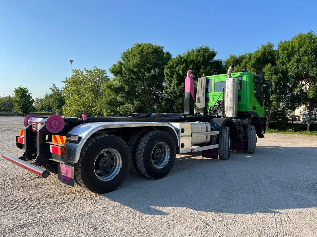 Мултилифт с кука камион IVECO TRAKKER 450 SCARRABILE: снимка 6