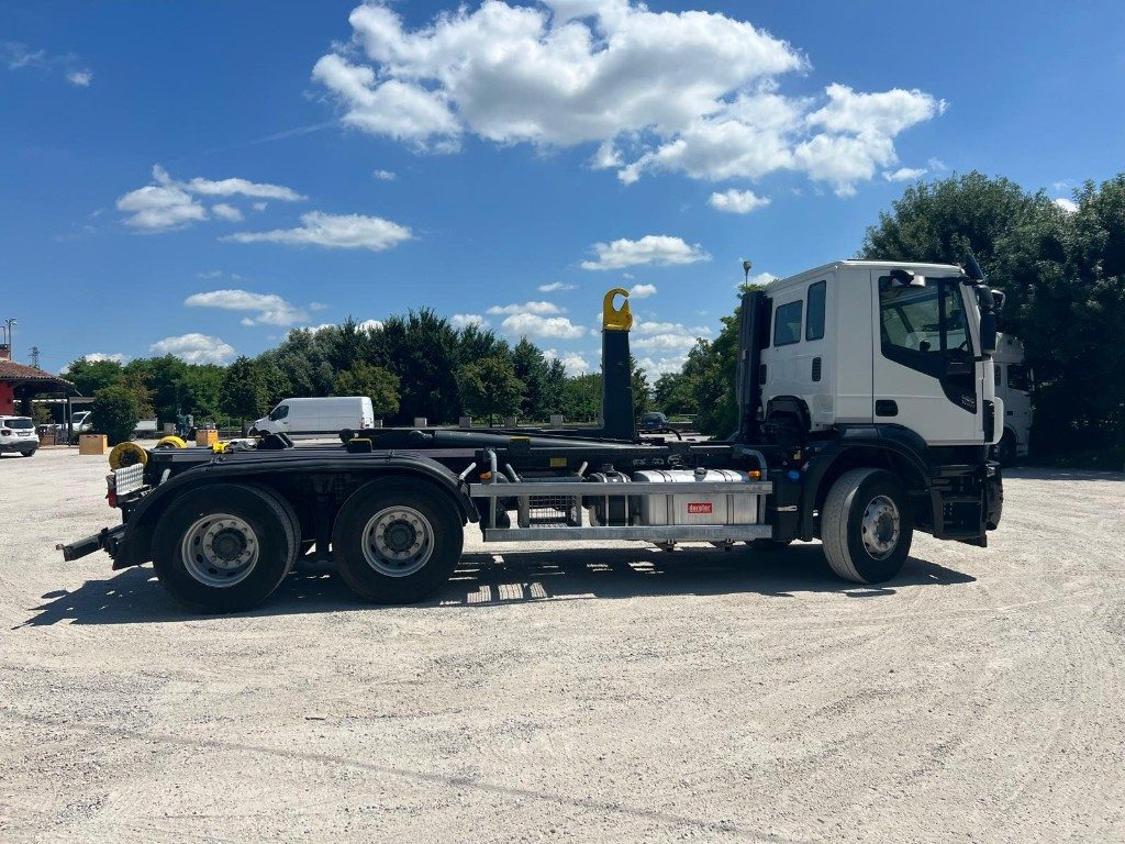 IVECO X-WAY 460 SCARRABILE - Мултилифт с кука камион: снимка 5 IVECO X-WAY 460 SCARRABILE - Мултилифт с кука камион: снимка 5