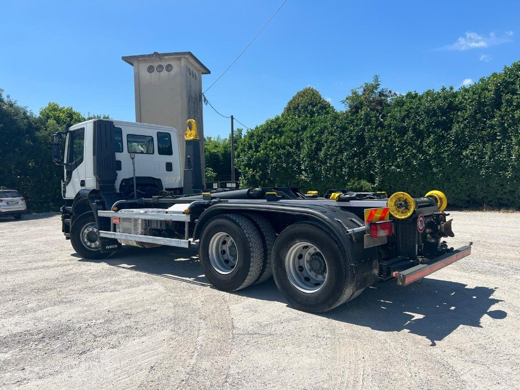IVECO X-WAY 460 SCARRABILE - Мултилифт с кука камион: снимка 3 IVECO X-WAY 460 SCARRABILE - Мултилифт с кука камион: снимка 3