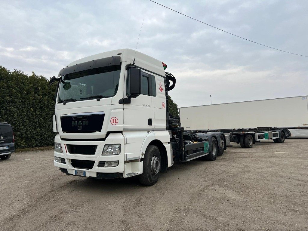 MAN TGX 26.480 SCARRABILE CON GRU - Мултилифт с кука камион, Камион с кран: снимка 1 MAN TGX 26.480 SCARRABILE CON GRU - Мултилифт с кука камион, Камион с кран: снимка 1