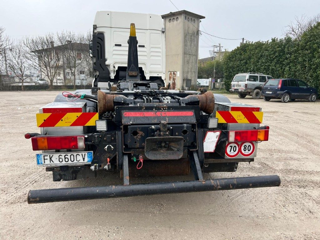 MAN TGX 26.500 USATO SCARRABILE 6X2 - Мултилифт с кука камион: снимка 4 MAN TGX 26.500 USATO SCARRABILE 6X2 - Мултилифт с кука камион: снимка 4