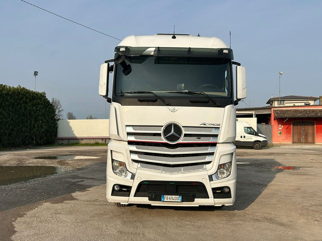 MERCEDES ACTROS 25.51 SCARRABILE - Мултилифт с кука камион: снимка 2 MERCEDES ACTROS 25.51 SCARRABILE - Мултилифт с кука камион: снимка 2