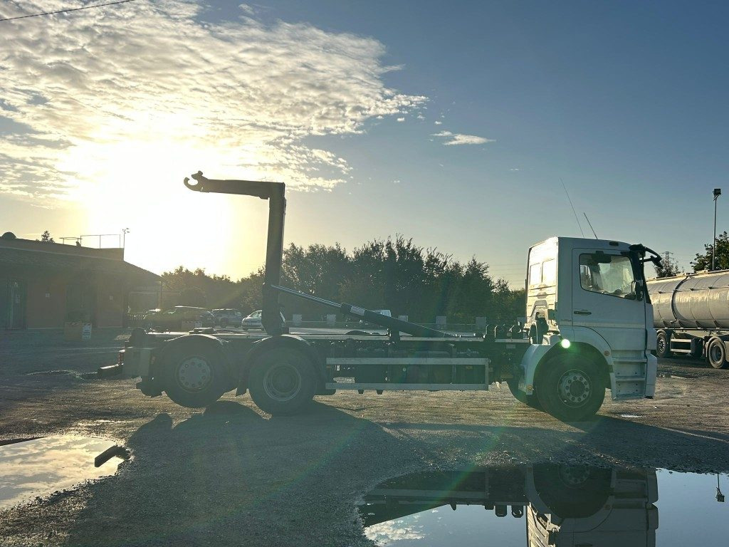 Мултилифт с кука камион MERCEDES-BENZ MERCEDES 2533 SCARRABILE: снимка 9