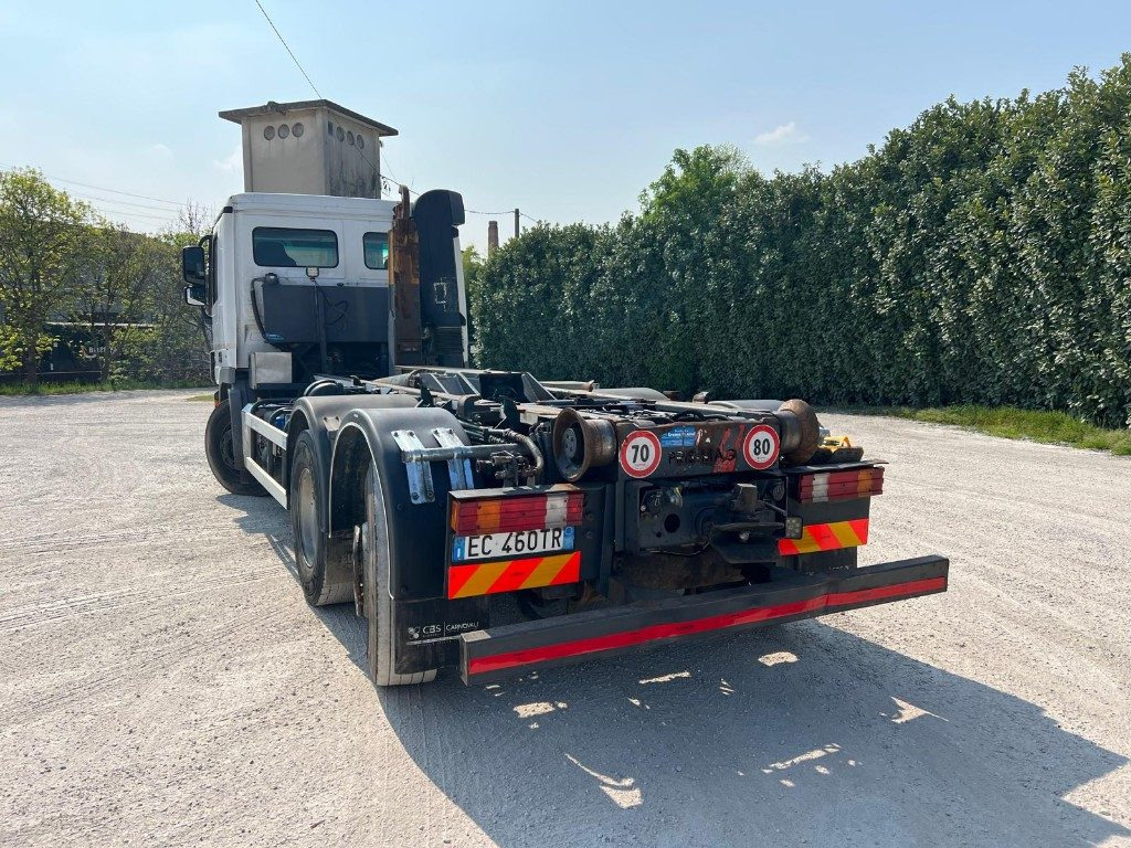 MERCEDES-BENZ MERCEDES ACTROS 25.41 SCARRABILE - Мултилифт с кука камион: снимка 4 MERCEDES-BENZ MERCEDES ACTROS 25.41 SCARRABILE - Мултилифт с кука камион: снимка 4