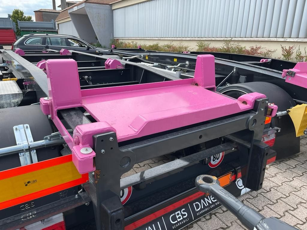 RIMORCHIO CBS NUOVO SCARRABILE - Мултилифт/ Лифтдъмпер ремарке: снимка 5 RIMORCHIO CBS NUOVO SCARRABILE - Мултилифт/ Лифтдъмпер ремарке: снимка 5