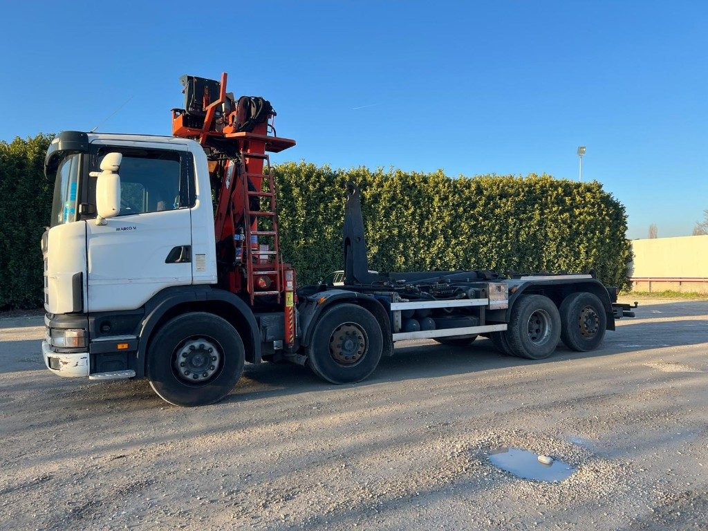 SCANIA CV R124 SCARRABILE CON GRU E POLIPO - Мултилифт с кука камион: снимка 2 SCANIA CV R124 SCARRABILE CON GRU E POLIPO - Мултилифт с кука камион: снимка 2