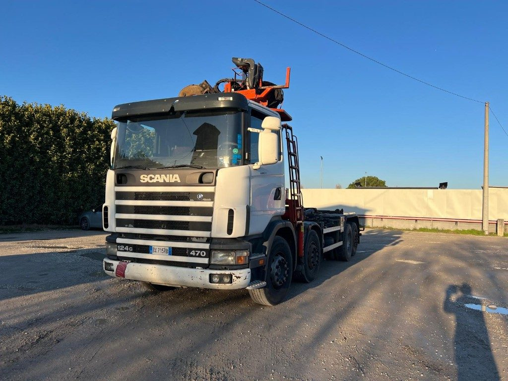 SCANIA CV R124 SCARRABILE CON GRU E POLIPO - Мултилифт с кука камион: снимка 3 SCANIA CV R124 SCARRABILE CON GRU E POLIPO - Мултилифт с кука камион: снимка 3
