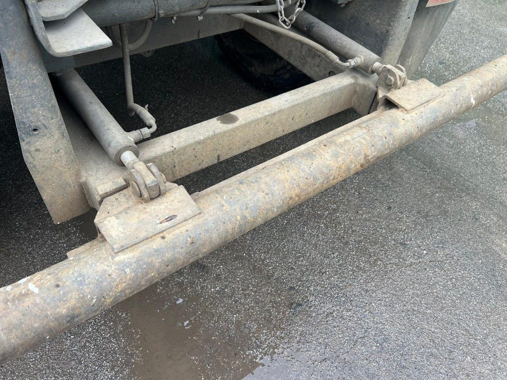 VOLVO FM460 SCARRABILE 8X4 - Мултилифт с кука камион: снимка 5 VOLVO FM460 SCARRABILE 8X4 - Мултилифт с кука камион: снимка 5