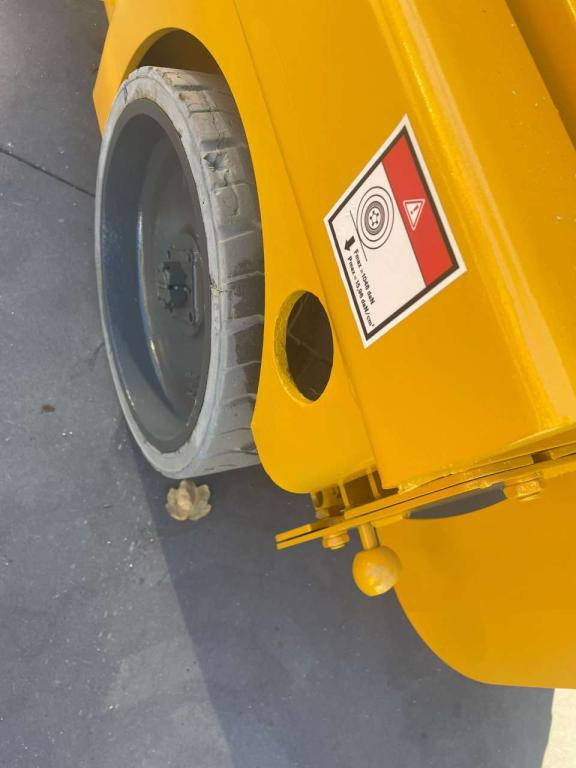 Haulotte COMPACT 10N - Ножична работна платформа: снимка 5 Haulotte COMPACT 10N - Ножична работна платформа: снимка 5