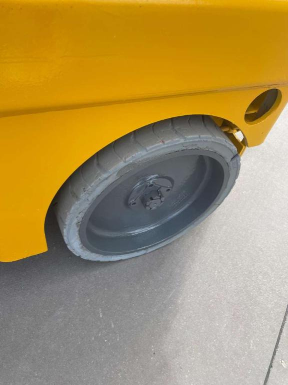 Haulotte COMPACT 10N - Ножична работна платформа: снимка 5 Haulotte COMPACT 10N - Ножична работна платформа: снимка 5