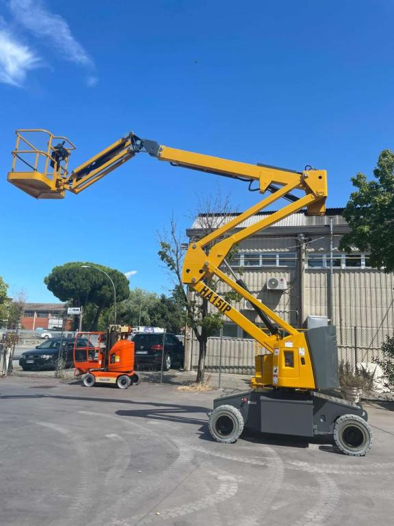 Haulotte HA15IP - Артикулираща платформа: снимка 1 Haulotte HA15IP - Артикулираща платформа: снимка 1