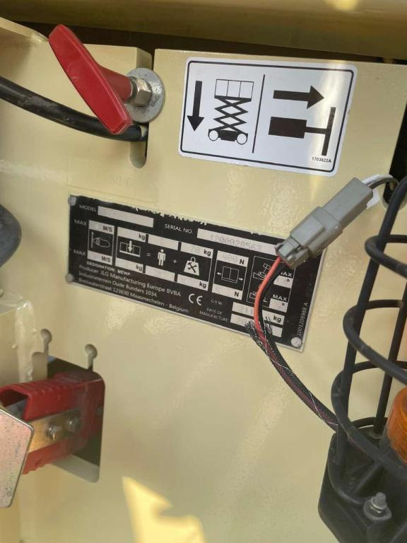 JLG 2632ES - Ножична работна платформа: снимка 5 JLG 2632ES - Ножична работна платформа: снимка 5