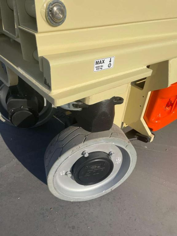 JLG 2632ES - Ножична работна платформа: снимка 3 JLG 2632ES - Ножична работна платформа: снимка 3
