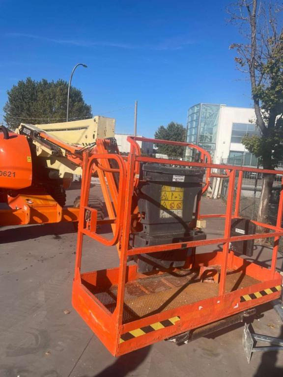 JLG 450AJ SERIE II - Артикулираща платформа: снимка 4 JLG 450AJ SERIE II - Артикулираща платформа: снимка 4