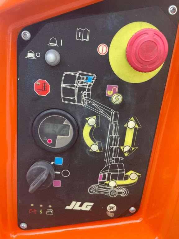 JLG TOUCAN 10E - Вертикална работна платформа: снимка 5 JLG TOUCAN 10E - Вертикална работна платформа: снимка 5