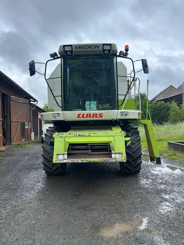CLAAS Medion 310 - Зърнокомбайн: снимка 4 CLAAS Medion 310 - Зърнокомбайн: снимка 4