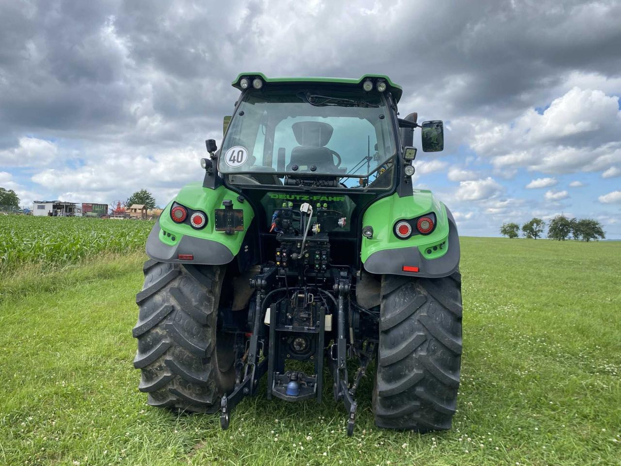 Deutz-Fahr 6155 Agrotron - Трактор: снимка 4 Deutz-Fahr 6155 Agrotron - Трактор: снимка 4