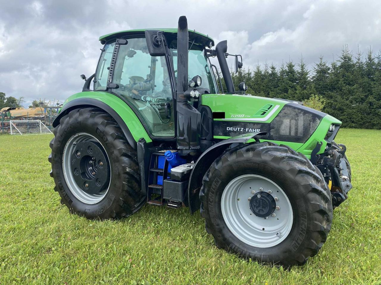 Deutz-Fahr 6190 Agrotron TTV - Трактор: снимка 2 Deutz-Fahr 6190 Agrotron TTV - Трактор: снимка 2