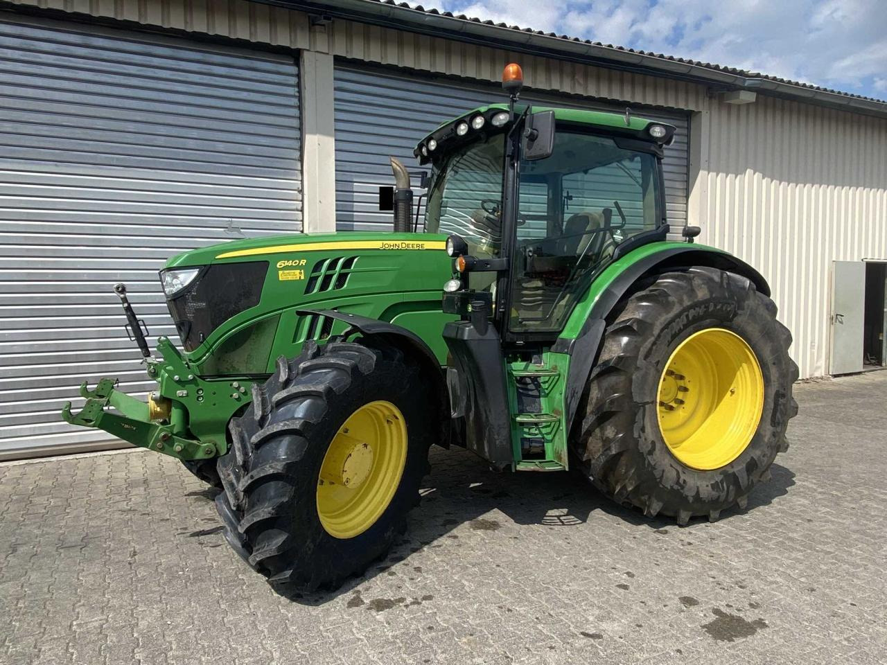 John Deere 6140R - Трактор: снимка 5 John Deere 6140R - Трактор: снимка 5