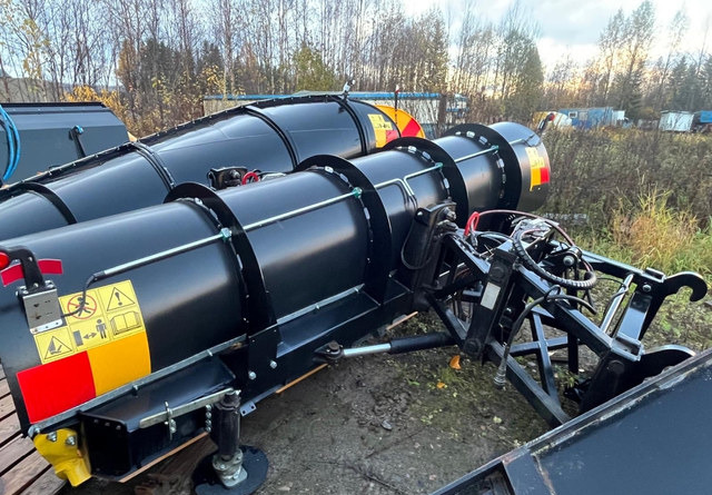 Arctic MachineAM4000HPD - Гребло за сняг: снимка 1 Arctic MachineAM4000HPD - Гребло за сняг: снимка 1