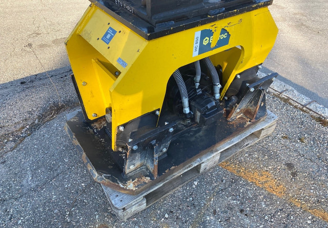 Atlas Copco HC 850 - Виброплоча, Прикачен инвентар: снимка 2 Atlas Copco HC 850 - Виброплоча, Прикачен инвентар: снимка 2